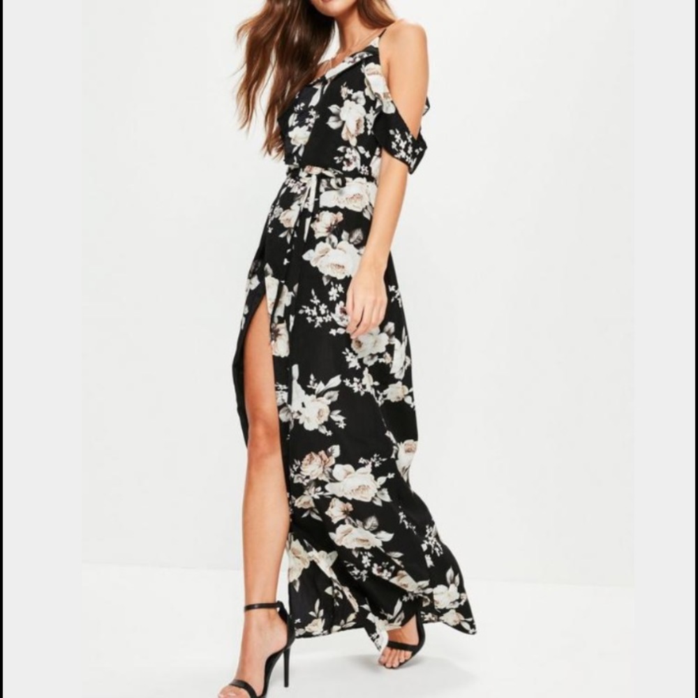 Missguided Black Floral Cold Shoulder Maxi Dress
